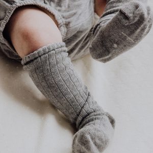 gray-label-Long-Ribbed-Socks-GOTS-sfeer