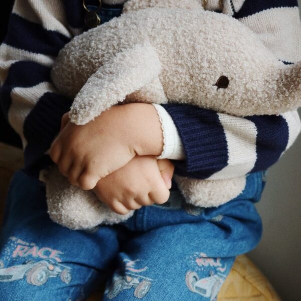 Konges Slojd Elephant teddy knuffel - Foxie oak - Afbeelding 7